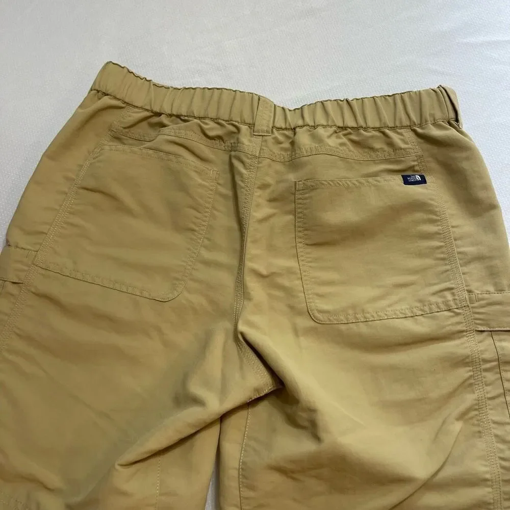 The North Face Trail Belted Hiking Nylon Kahki Shorts Size 34